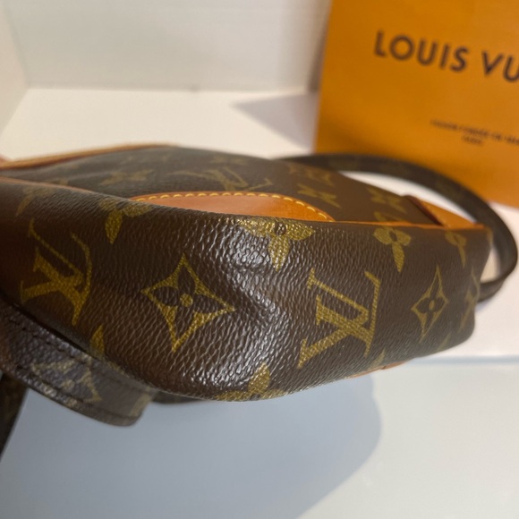 Louis Vuitton Monogram Danube Crossbody Bag Vintage - Picture 13 of 17